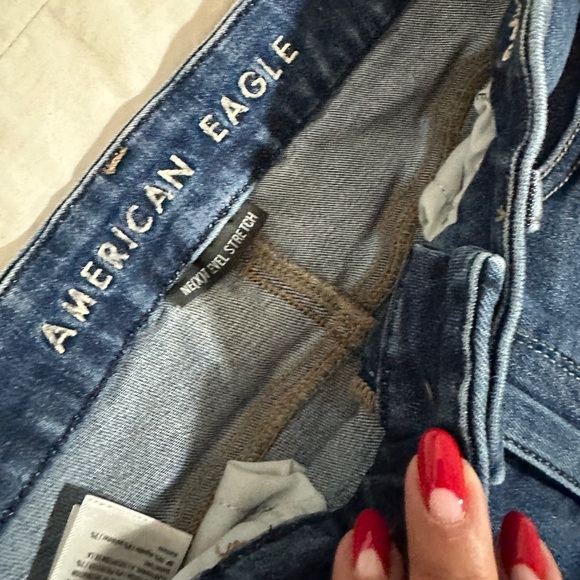 American Eagle Outfitters Curvy High Rise Blue Distressed Jeans - Picture 3 of 5